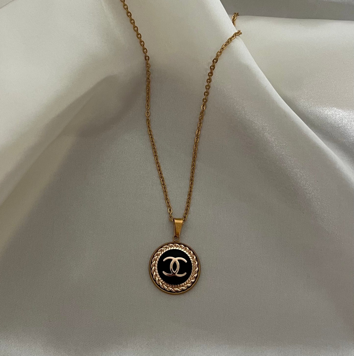 Iris - collier noir